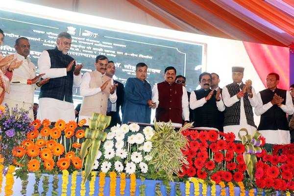 राजमार्ग परियोजनाएं बनाएंगी मध्यप्रदेश को इंडस्ट्रियल और एग्रीकल्चर हब – केंद्रीय मंत्री श्री गडकरी