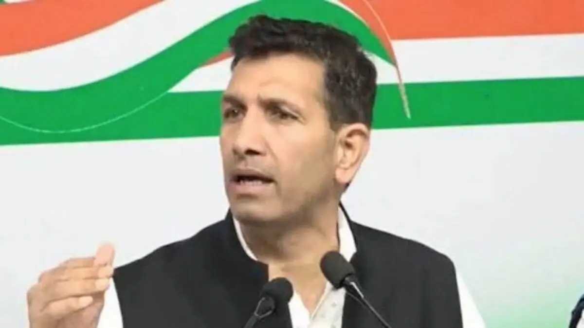 जीतू पटवारी ने रोजगार को लेकर सरकार से किए सवाल, सीएम मोहन यादव से पूछा ‘नौकरी देने की मोदी गारंटी का क्या हुआ