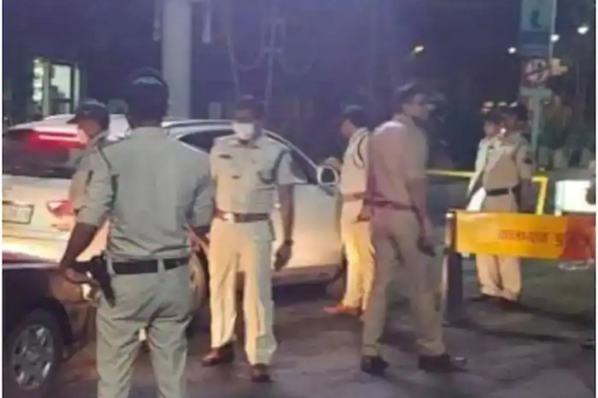 अरेरा कॉलोनी में हुई चोरी का चंद घंटे में हुआ खुलासा, एक करोड़ नहीं 6 लाख की थी लूट, आरोपी गिरफ्तार