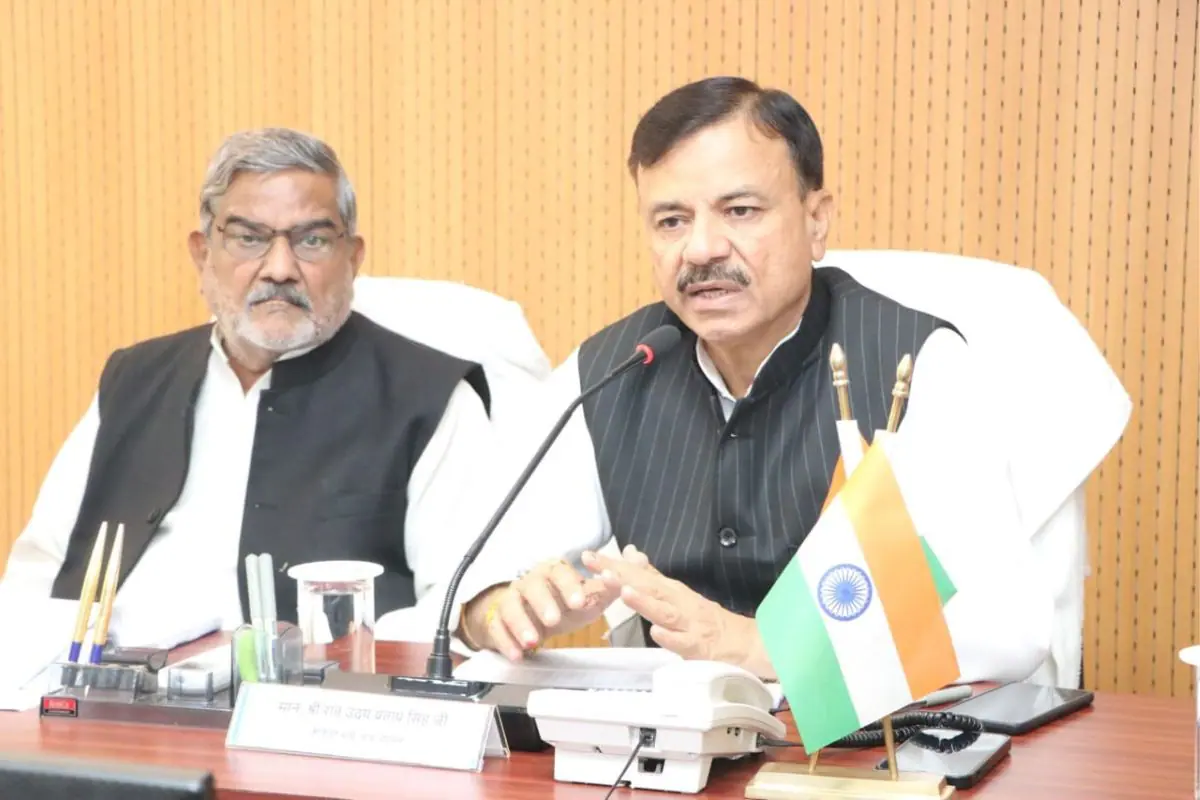 हड़ताल पर गए ट्रक ड्राइवर्स से परिवहन मंत्री की अपील, सब्जी, दूध, फल की चिंता उन्हें भी करनी चाहिए, रास्ता बातचीत से ही निकलता है