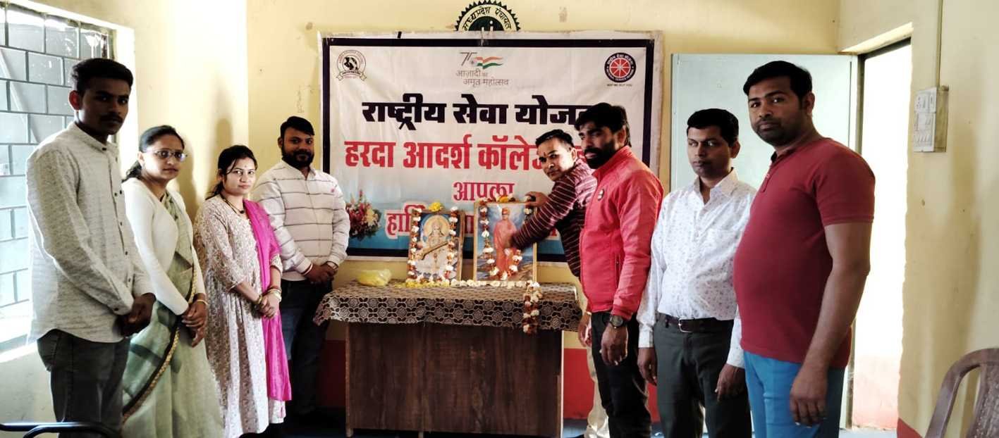आदर्श कॉलेज की रासेयो इकाई के…