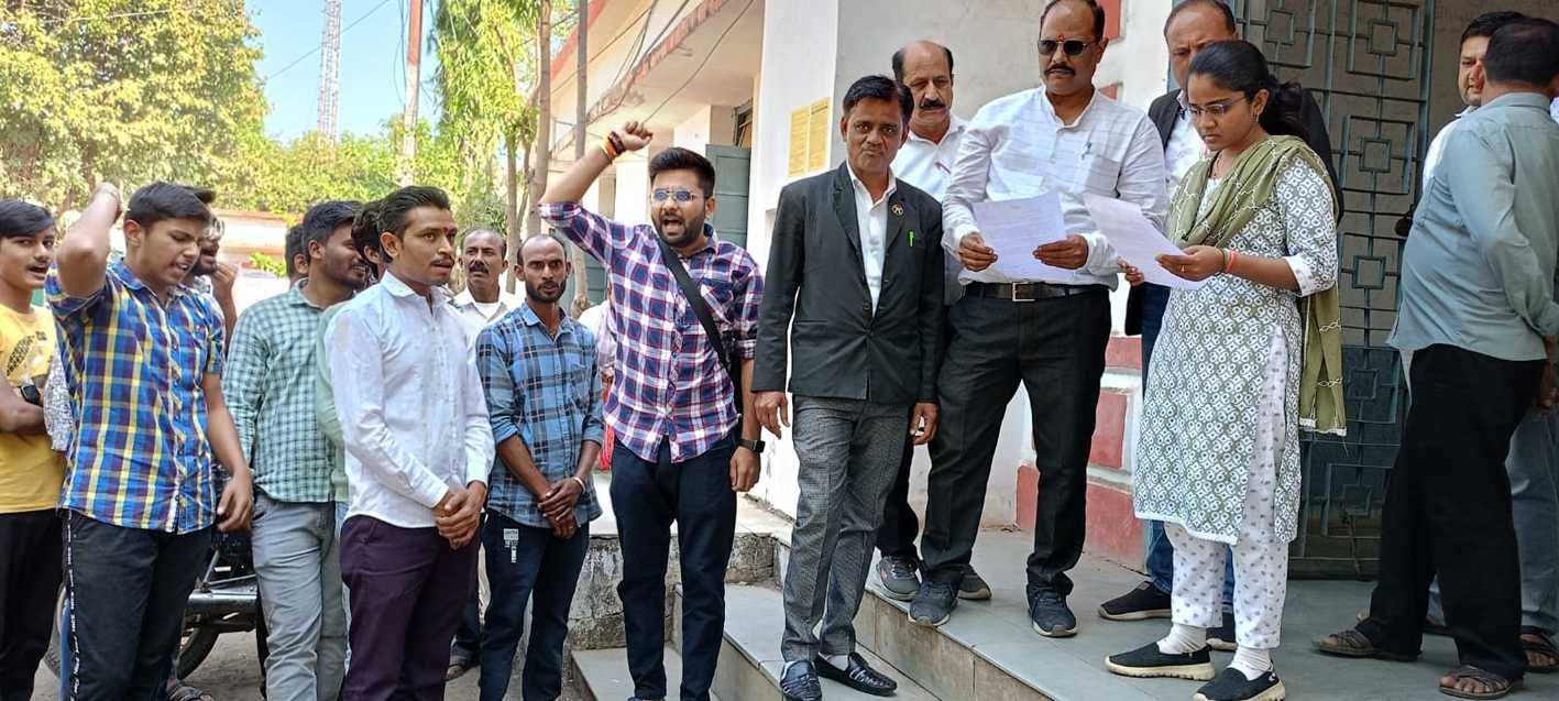 नपा सीएमओ ने ब्राह्मण कर्मचारी से मांस-मटन बनाने को कहा