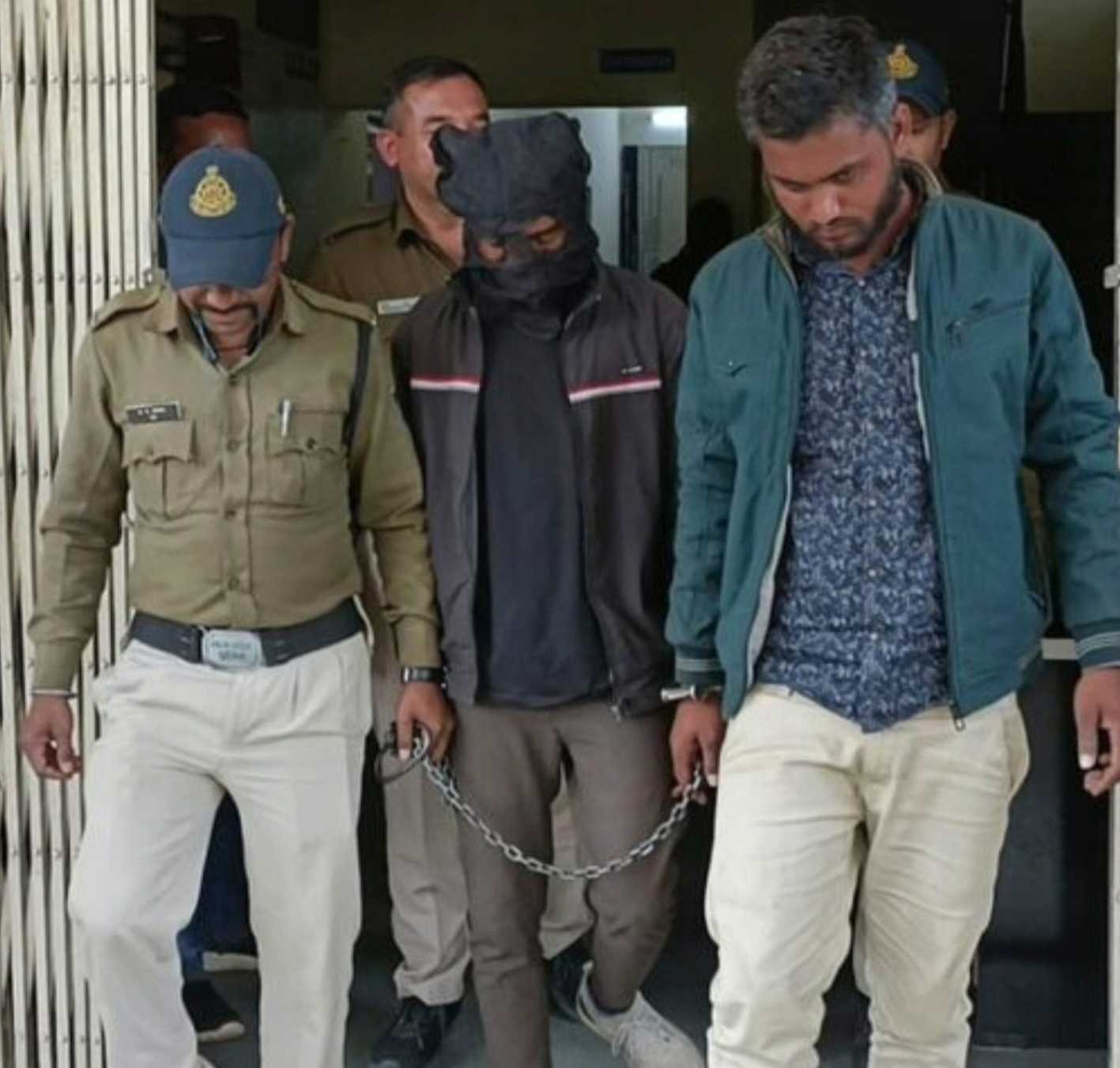 आदिवासी युवक को बेल्ट से पीटने वाला आरोपी गिरफ्तार