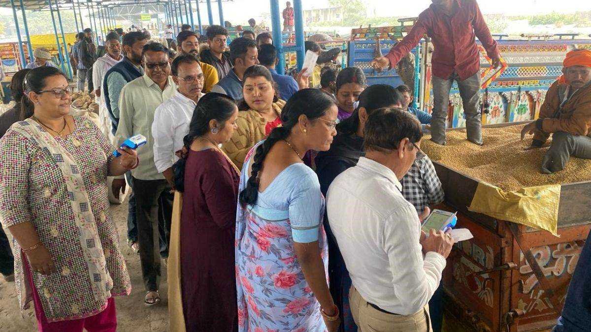 खंडवा मंडी हुई पेपरलेस, सभी तरह का भुगतान अब आनलाइन
