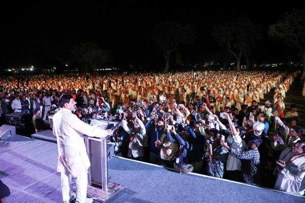 खजुराहो में राग बसंत की लय पर बना गिनीज़ वर्ल्ड रिकॉर्ड