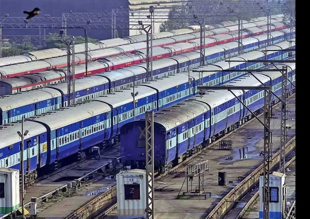रेल यात्रियों की फिर बढ़ेगी परेशानी, SECR की 14 ट्रेनें रद्द, 1 ट्रेन डायवर्ट