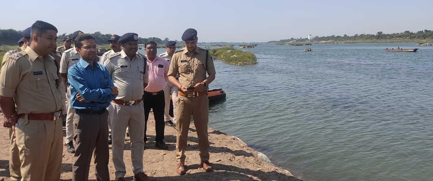 कलेक्टर व एसपी ने नर्मदा पंचकोशी यात्रा की व्यवस्थाएं देखीं