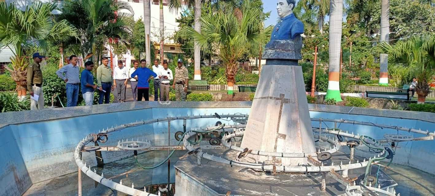 वार्ड में साफ सफाई के लिए जिम्मेदार नोडल अधिकारियों के नंबर अंकित कराएं