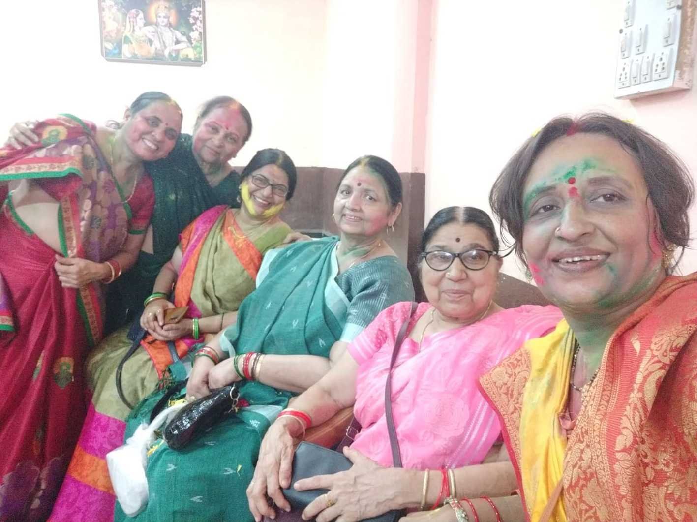 कान्य कुब्ज महिला मंडल ने मनाया होली मिलन समारोह