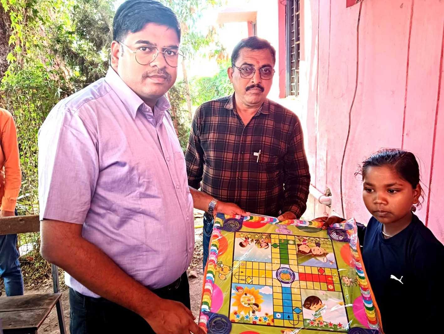 होमगार्ड के जवानों ने …