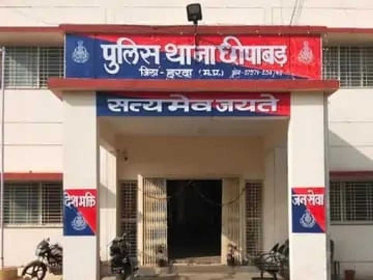 कार्रवाई….  मारपीट के तीन आरोपी गिरफ्तार, चार फरार  