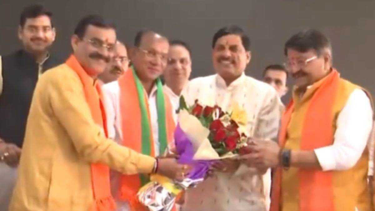 MP में कांग्रेस को तगड़ा झटका, कमल नाथ के भरोसेमंद MLA कमलेश शाह भाजपा में शामिल