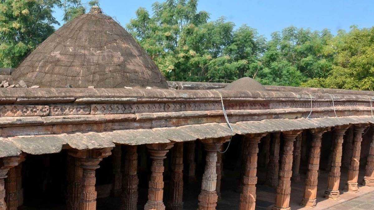 धार भोजशाला का सर्वे आज भी जारी रहेगा, पाषाण धरोहर को खोजने का काम हुआ तेज