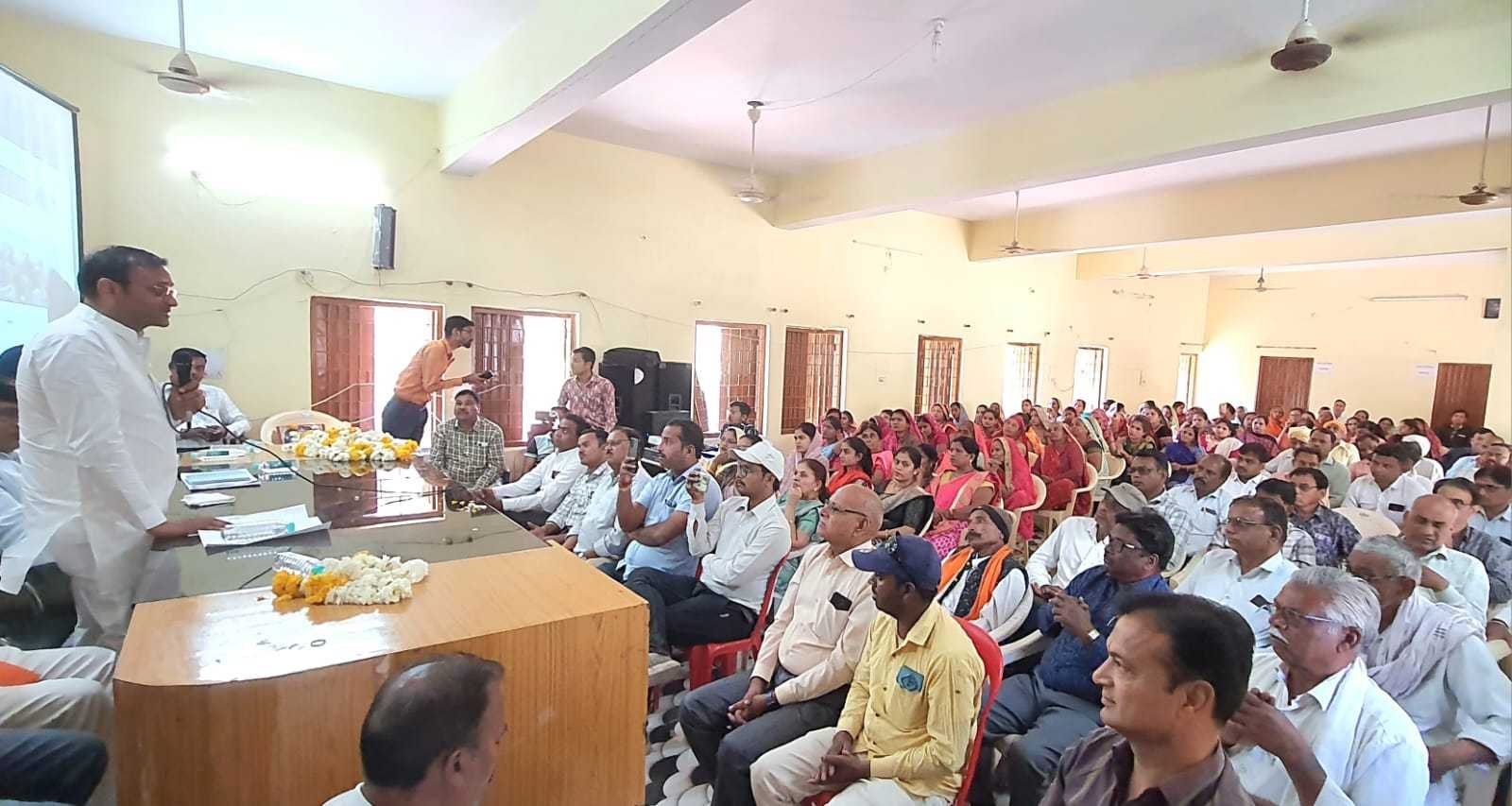 बड़वाह में उद्योग विभाग की जमीन पर बंद उद्योगों की होगी जांच 