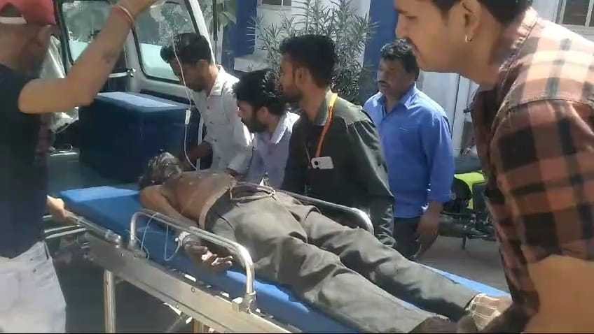 ग्राम खोड़ी स्थित शराब फैक्ट्री में बिजली उपकरण फॉल्ट होने से एक कर्मचारी झुलसा
