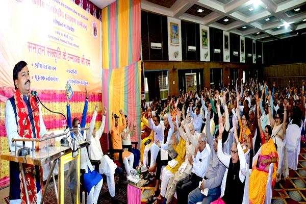 प्रभु श्रीराम के बताए मार्ग का अनुसरण कर हम विश्वगुरु बन सकते हैं -संस्कृति राज्य मंत्री धर्मेन्द्र लोधी