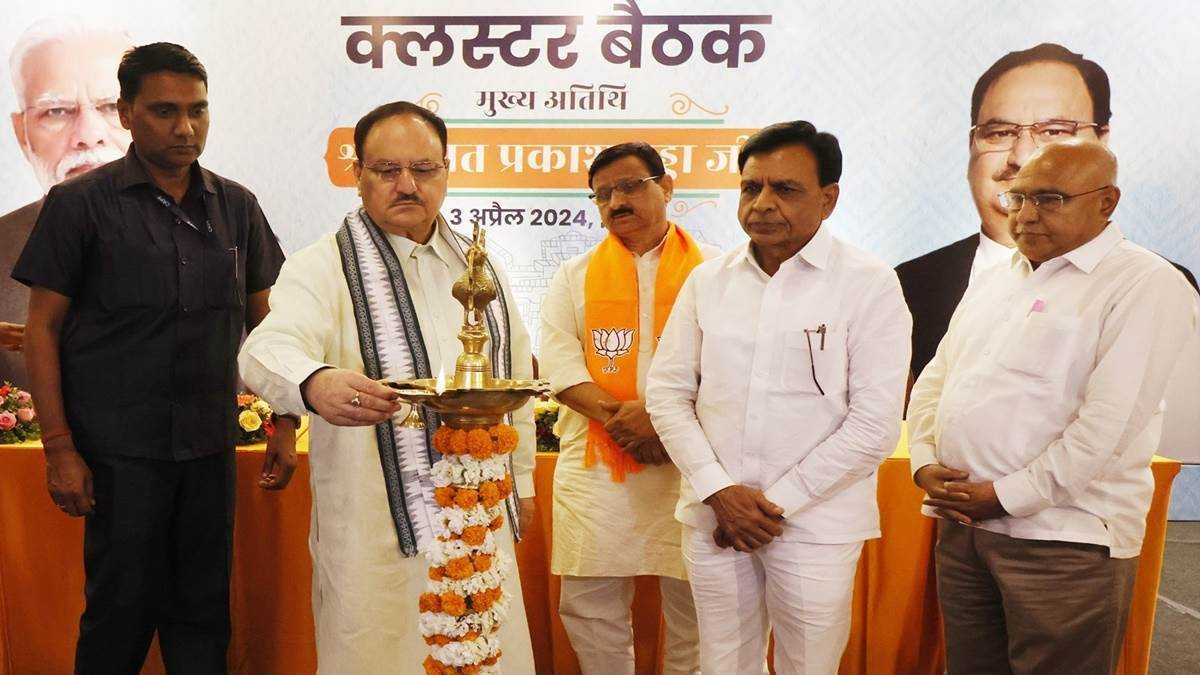 अति आत्मविश्वास से बचें, जुलूस, रैलियों से कुछ नहीं होगा, बूथस्तर पर काम करें- जेपी नड्डा