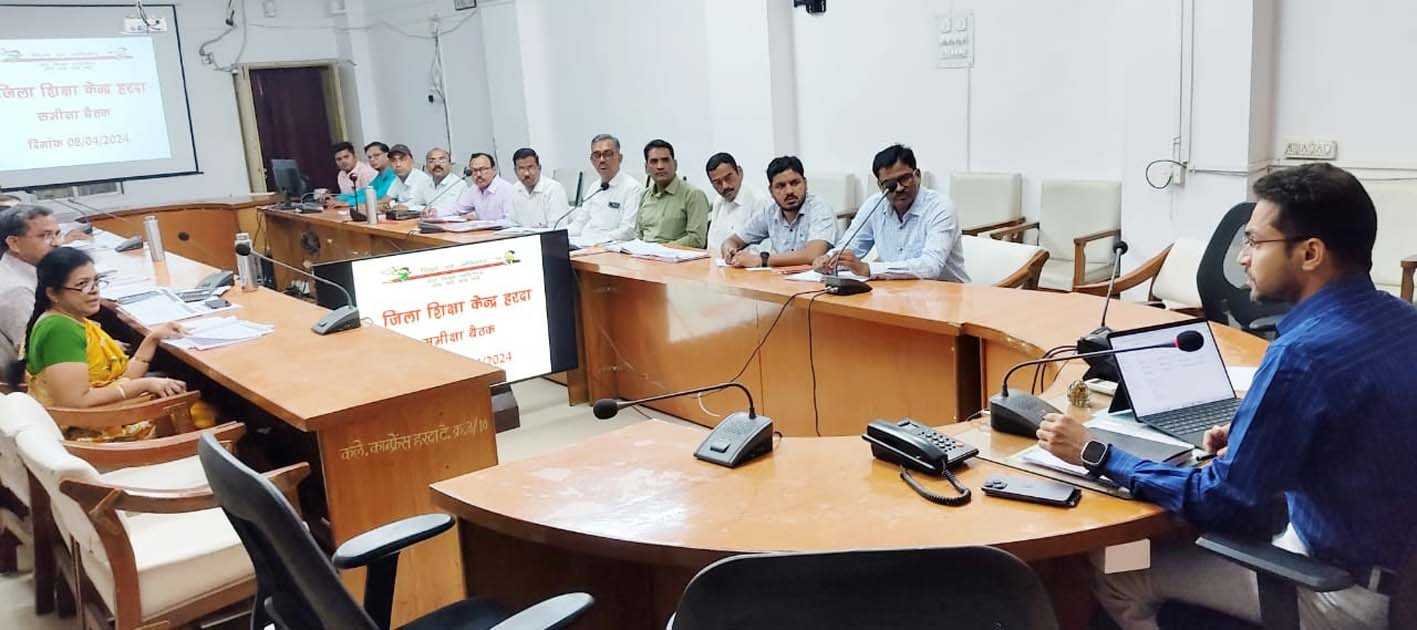 प्रवेश उत्सव : स्कूल जाने योग्य सभी बच्चों का एडमिशन कराएं