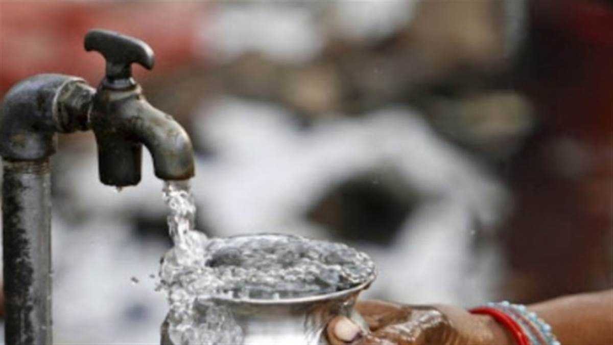 गर्मी शुरू होते ही इंदौर में गहराने लगा जल संकट, 300 से अधि‍क हुई टैंकर की संख्या