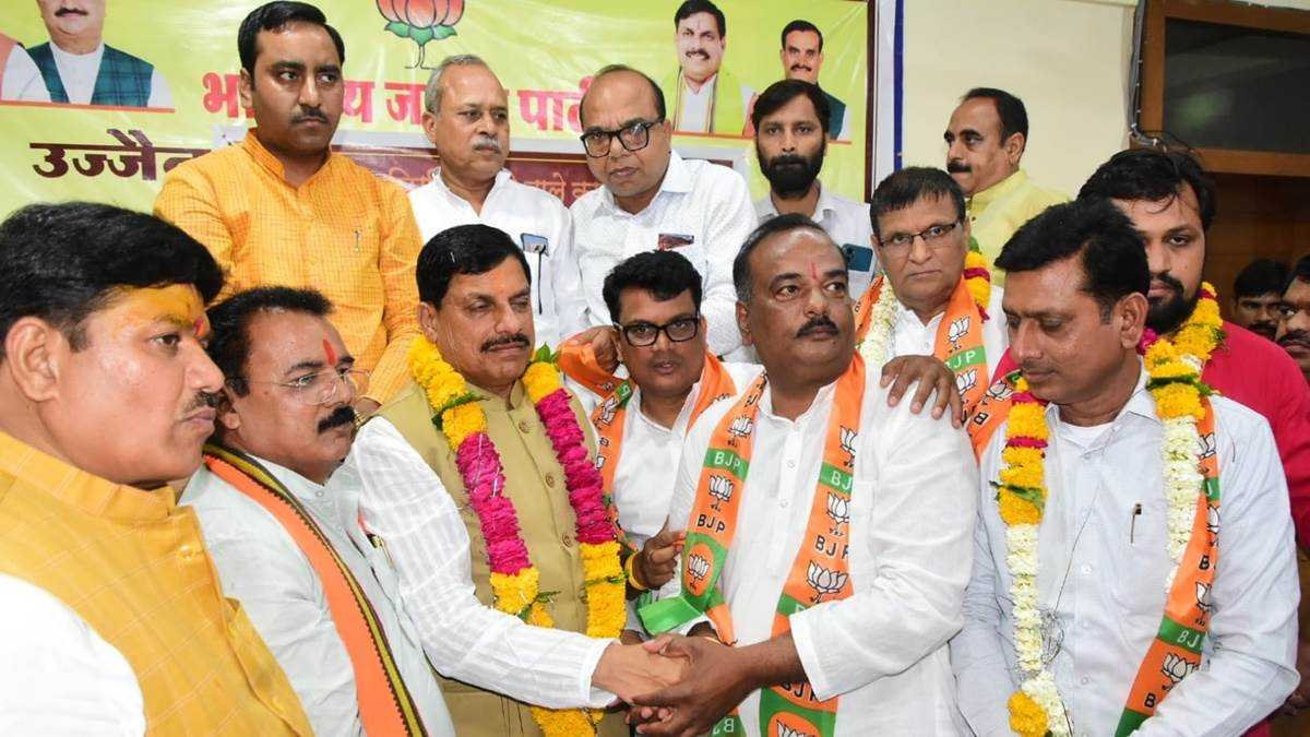 झाबुआ और रतलाम जिले के कांग्रेस नेता भाजपा में हुए शामिल, सीएम डॉ मोहन यादव बोले- मध्य प्रदेश में सभी 29 लोकसभा सीटें जीतेंगे