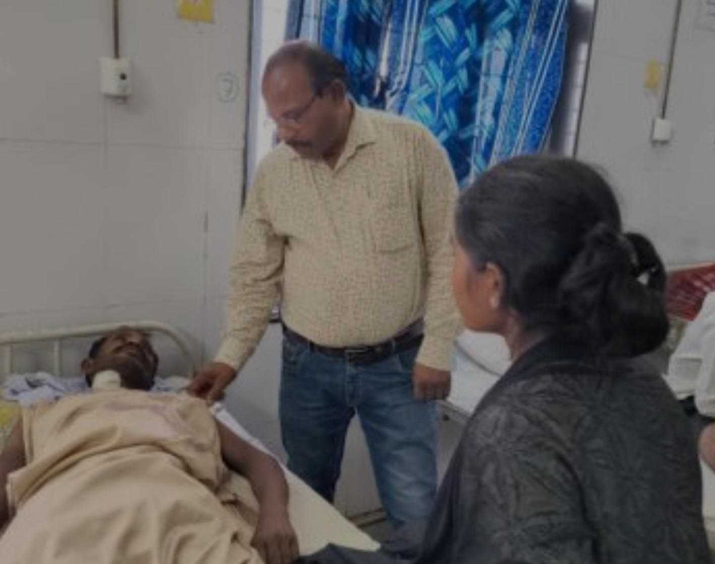 जादू टोने के शक में युवक को चाकू गोदा
