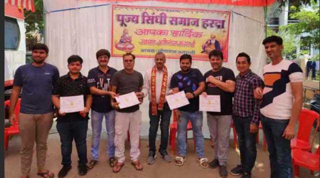 50 यूनिट ब्लड संग्रहित