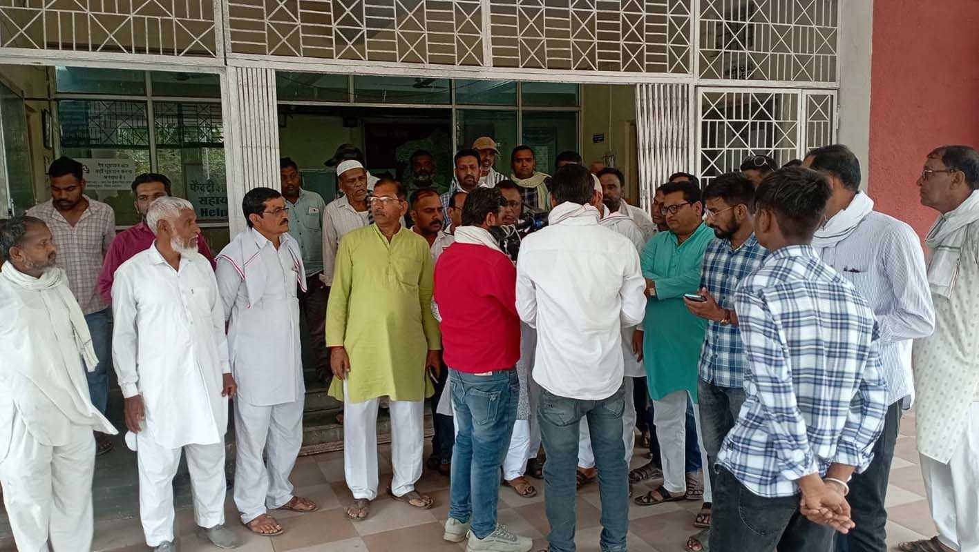 चुनाव बहिष्कार की दी चेतावनी