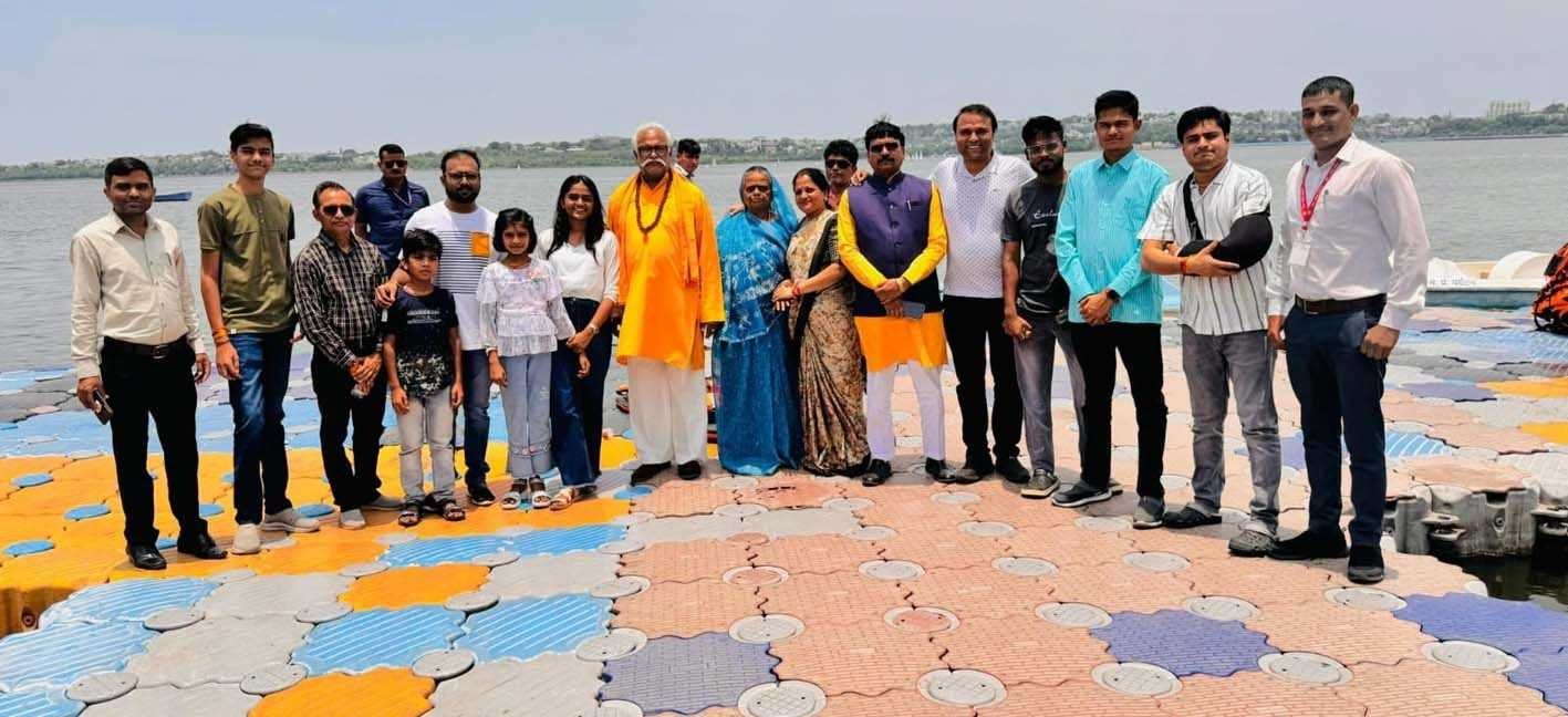 परिवार के साथ भोपाल की सैर पर निकले पर्यटन मंत्री