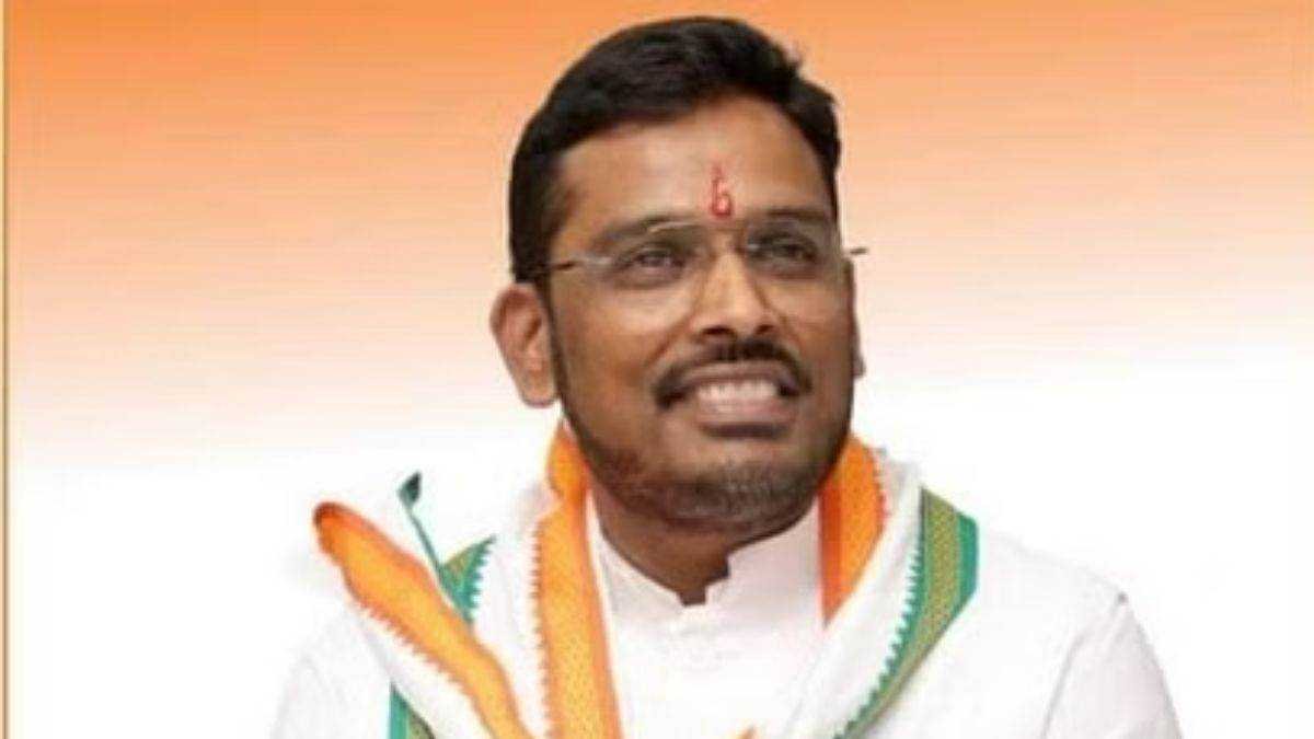 आखिर हो ही गया खुलासा, अक्षय कांति ने क्यों छोड़ी कांग्रेस, कैलाश विजयवर्गीय के साथ मिलकर बताई वजह