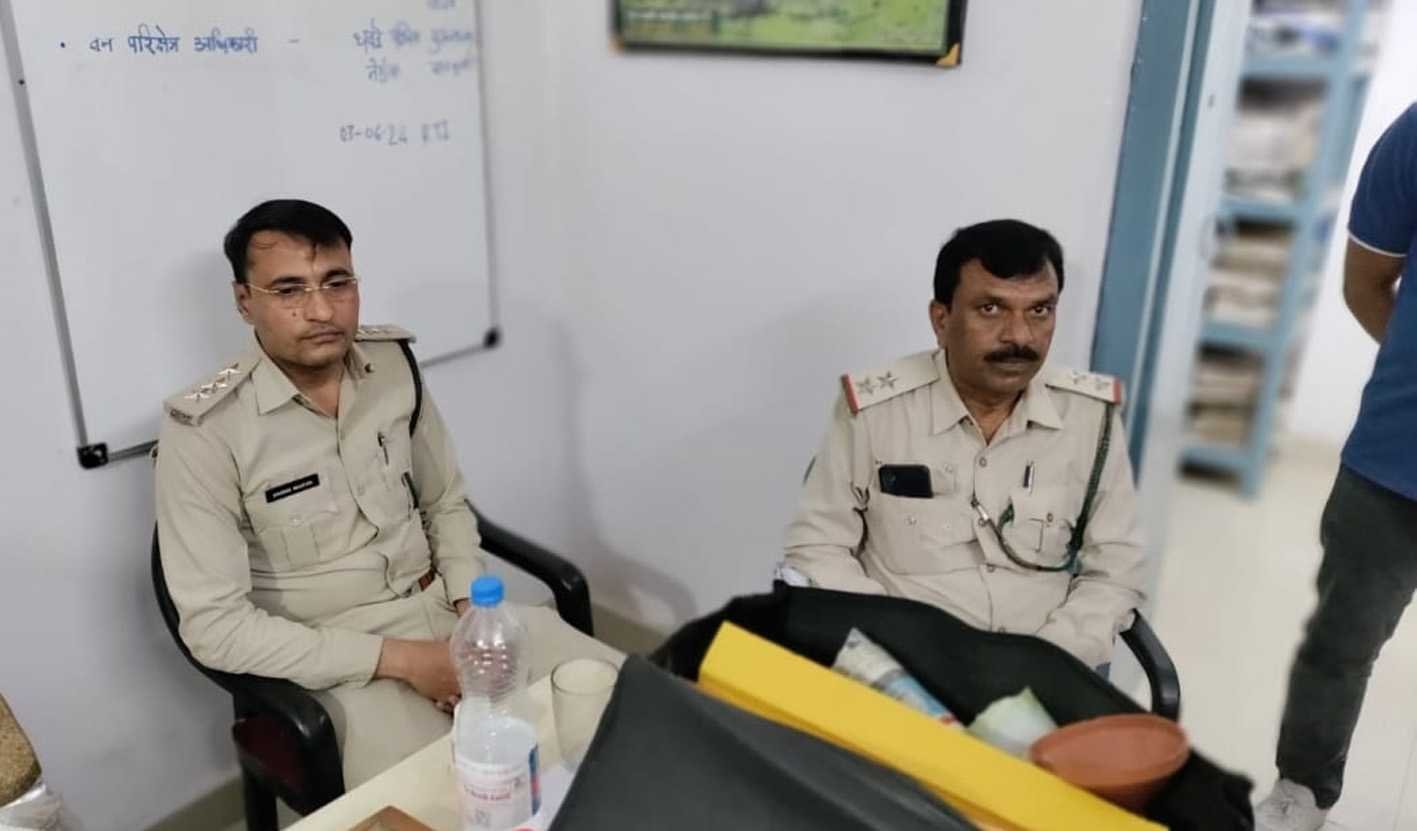 50 हजार की रिश्वत लेते धराए रेंजर और डिप्टी रेंजर  