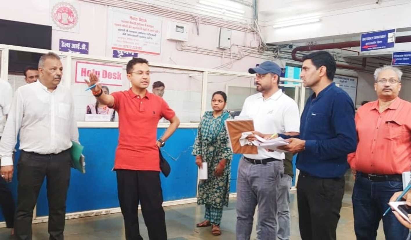 कलेक्टर ने जिला अस्पताल का किया निरीक्षण  