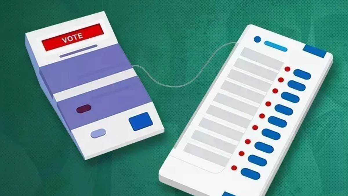 देवास जिले के बीसाखेड़ी गांव में मतदान करते हुए बनाया वीडियो, केस दर्ज