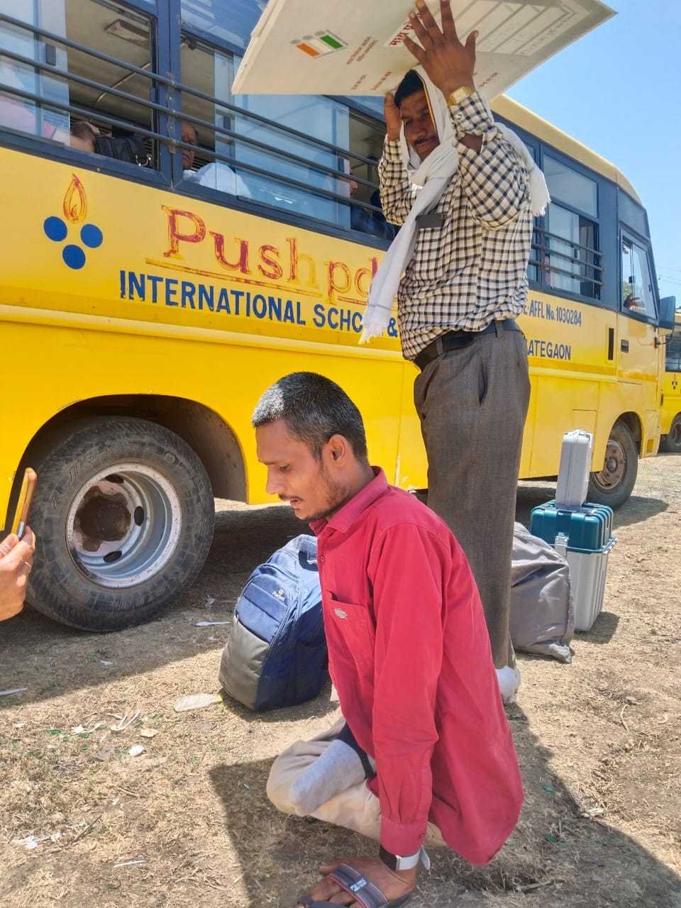 दिव्यांगता मतदान कराने में बाधा नहीं : गोस्वामी
