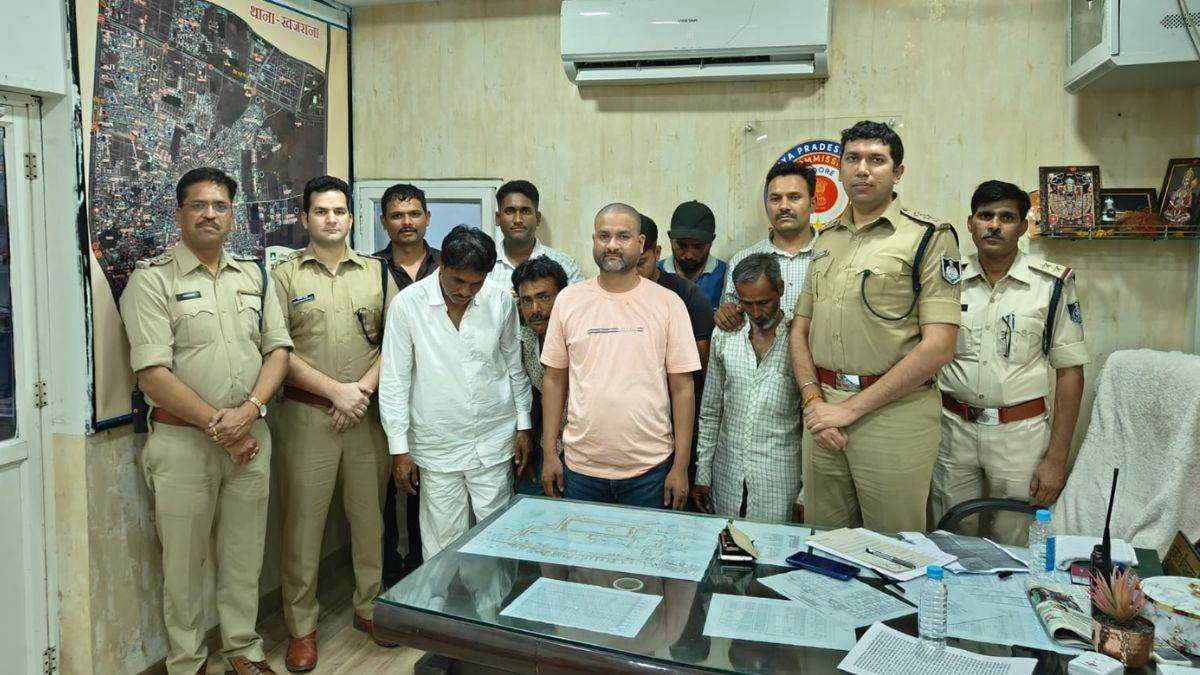 इंदौर में भाजपा नेता सट्टा कांड में पुलिस टीआई निलंबित