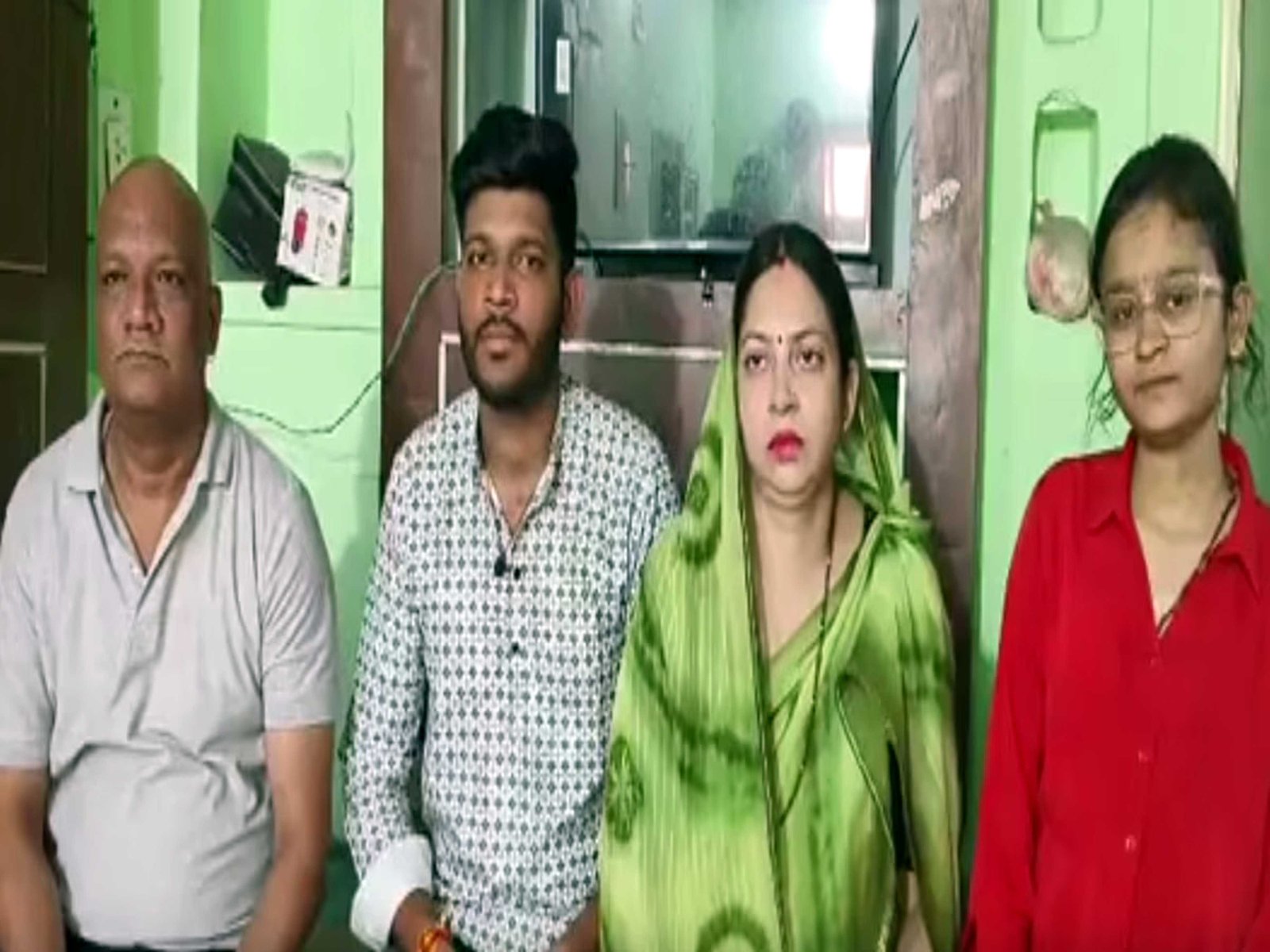 किर्गिस्तान से वापस लौटा सनावद का कुशाग्र सावनेर, बयां किये वहां के खतरनाक हालात