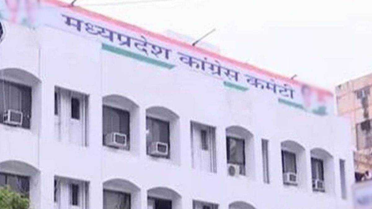 भाजपा का साथ देने वाले विधायकों का निर्णय मानसून सत्र के पहले करेगी कांग्रेस