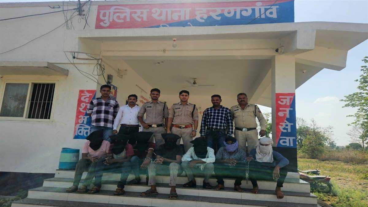 सेल्समैन से 8 लाख रुपये की डकैती करने वाले 7 आरोपित गिरफ्तार, ड्राइवर ही निकला सरगना