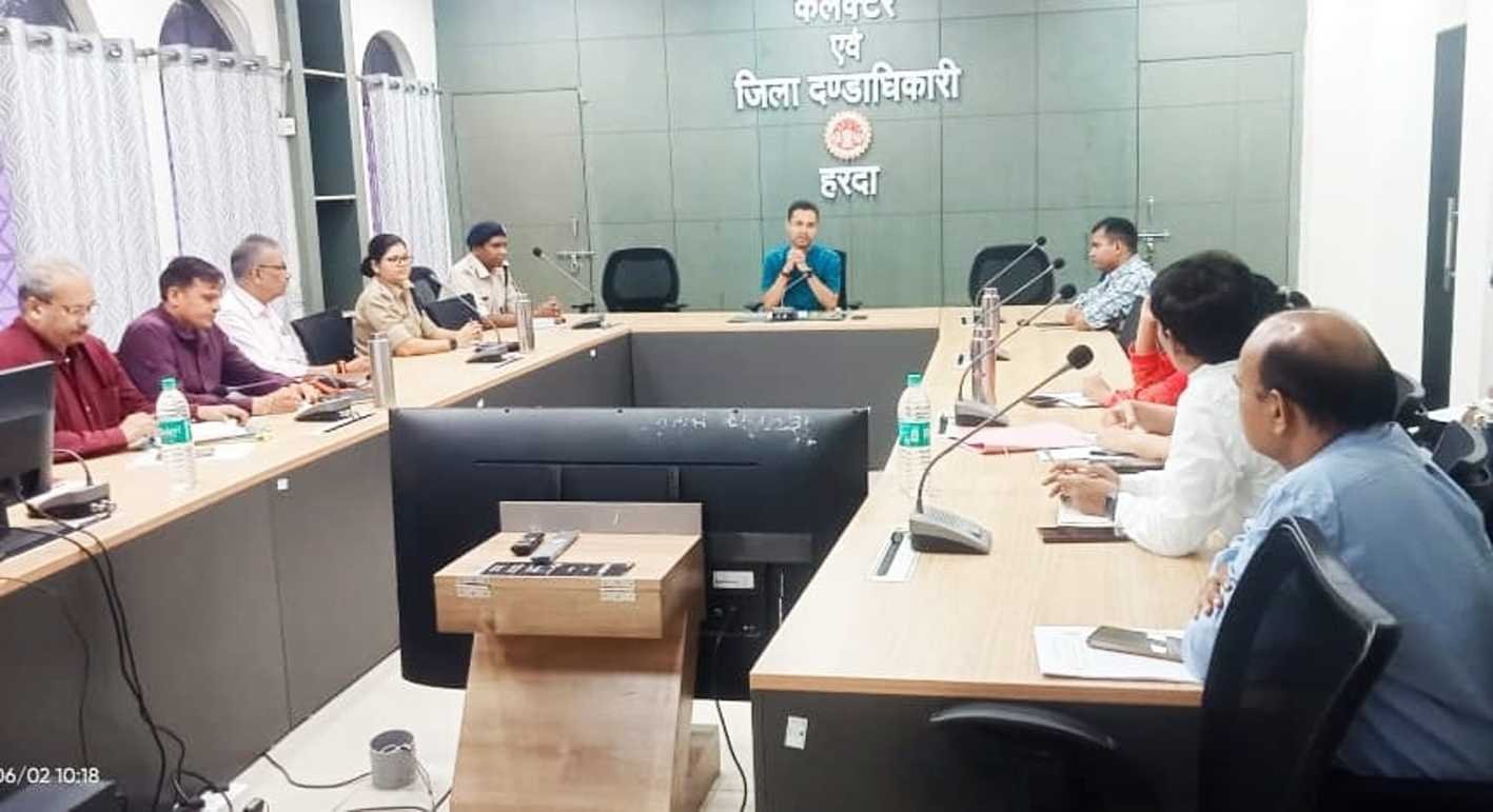 बैरागढ़ के विस्फोट प्रभावित परिवारों को हर संभव मदद दिलाने के प्रयास करें