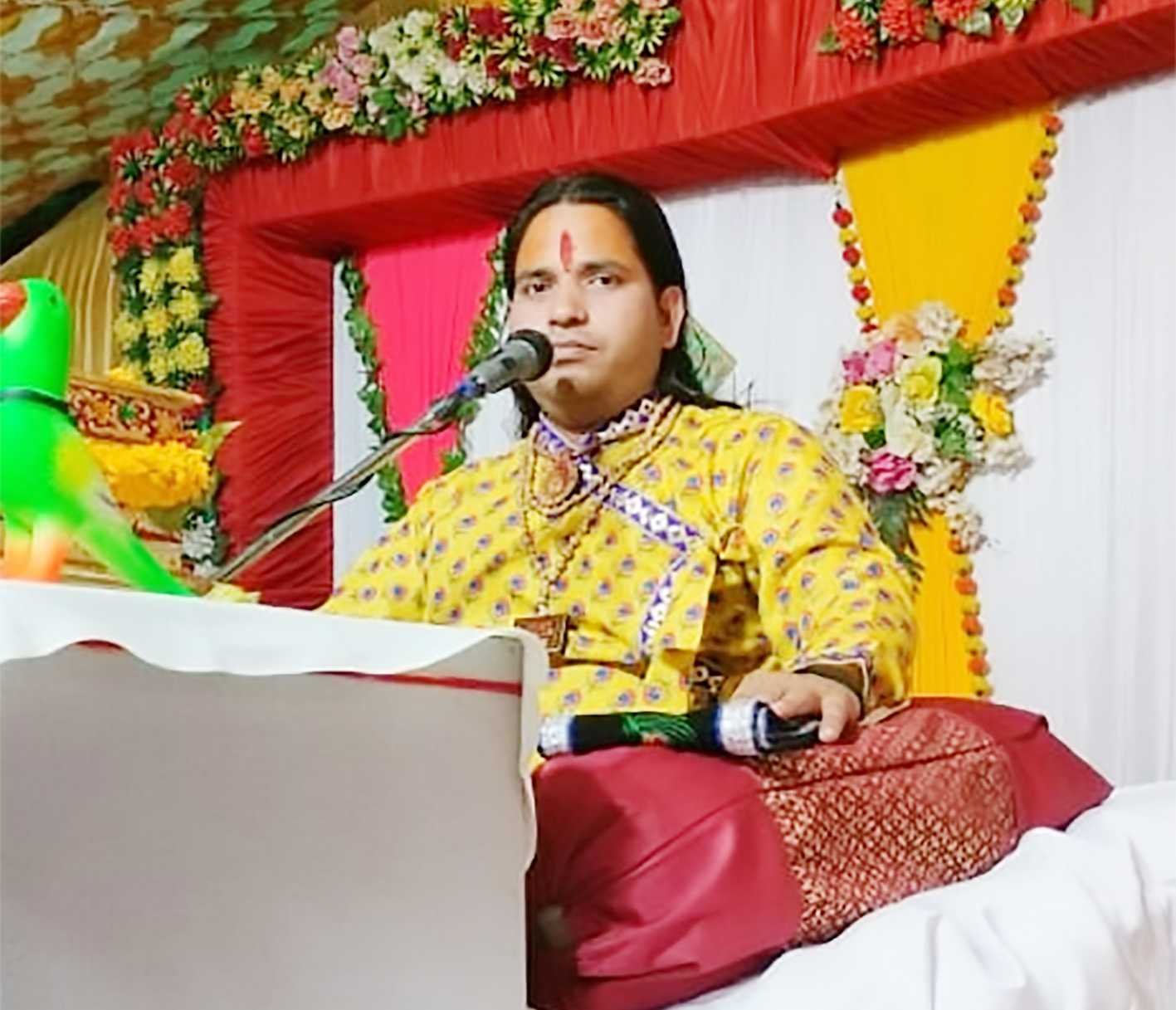कथा में वराह अवतार, धु्रव चरित्र का प्रसंग सुनाया