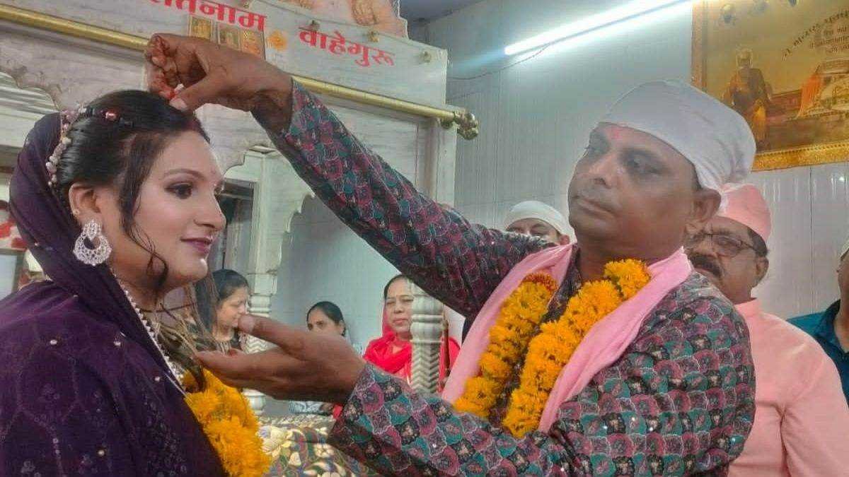 दुल्हन की मांग भरने के कुछ घंटे बाद ही रेलवे ट्रैक पर मिली दूल्हे की लाश