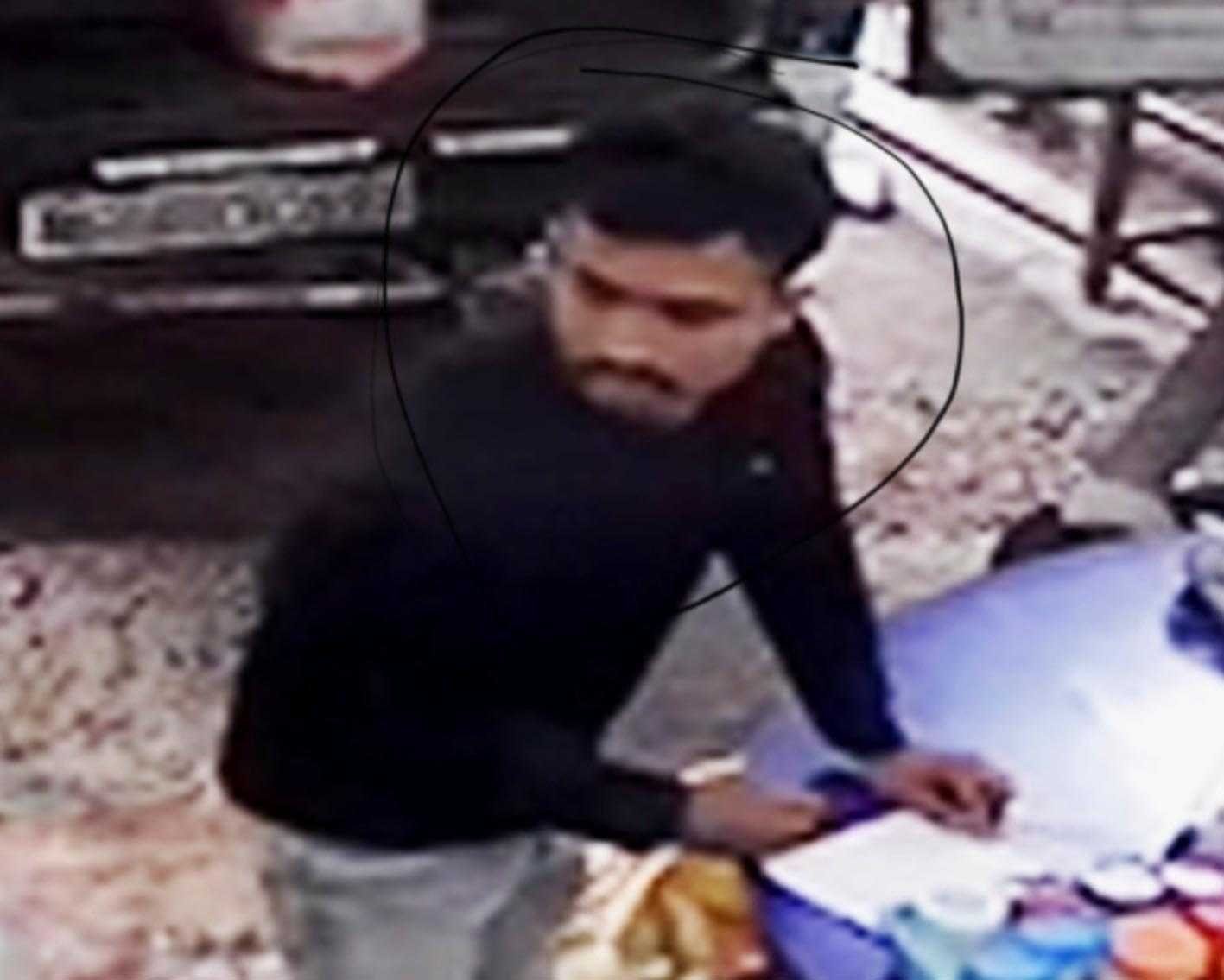 एयरफोर्स में नौकरी लगाने का झांसा देकर 12 लाख हड़पे