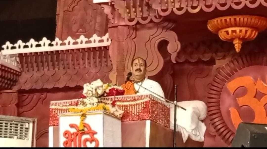 12 ज्योतिर्लिंगों का प्रतिनिधित्व करते हैं ओंकारेश्वर : पं. मिश्रा