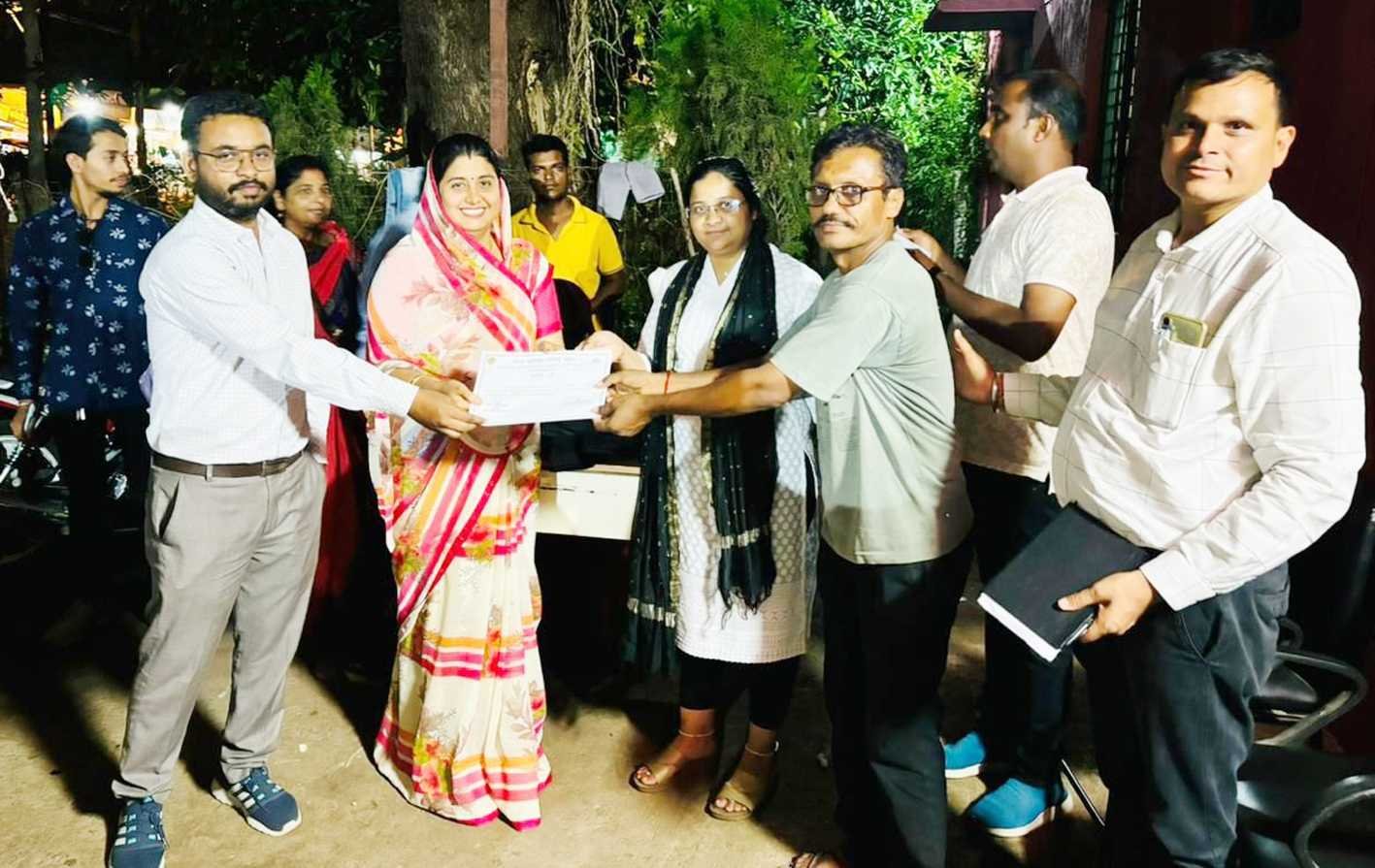 पटाखा फैक्ट्री ब्लास्ट प्रभावितों को हितलाभ वितरण