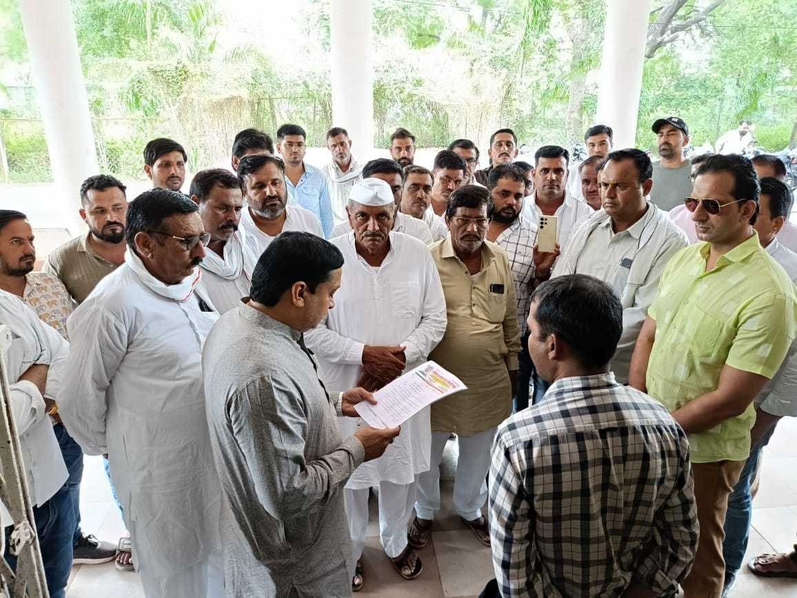 वन्य जीवों के हो रहे शिकार के विरोध में सौंपा ज्ञापन