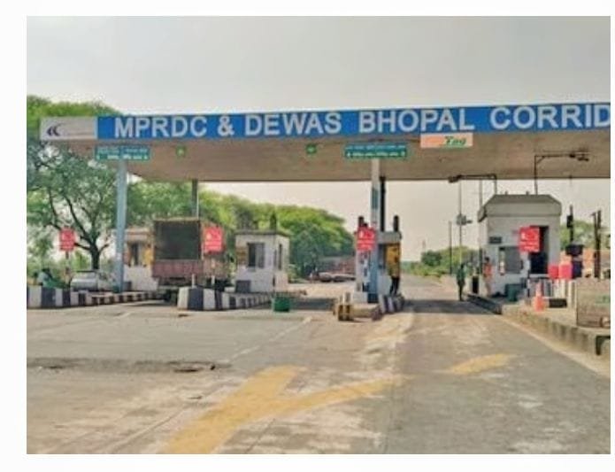 देवास-भोपाल हाईवे टोल टैक्स बना आय का स्त्रोत, जबरन वसूला जा रहा टैक्स- कांग्रेस