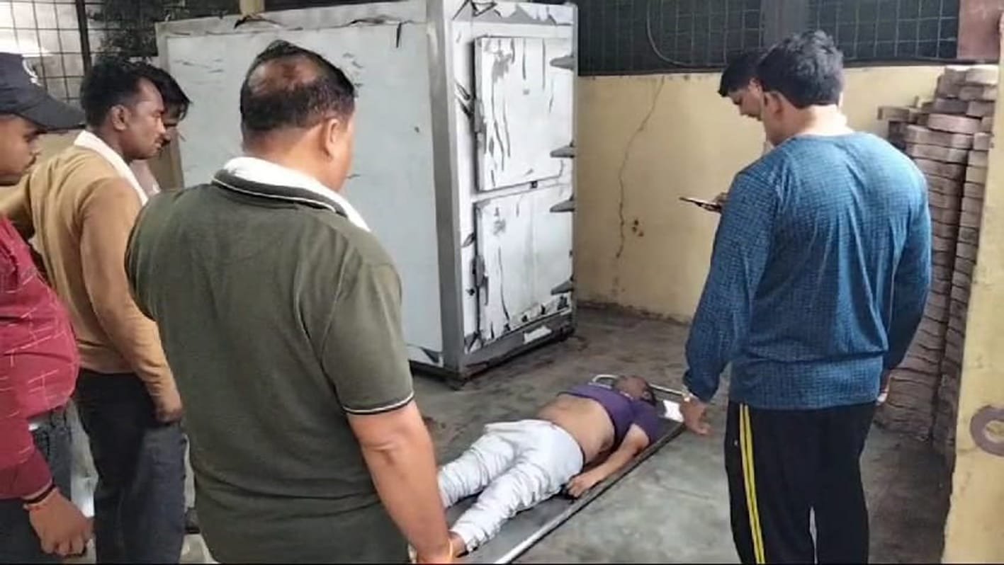 बिजली सुधारने के दौरान करंट लगने से युवक की मौत