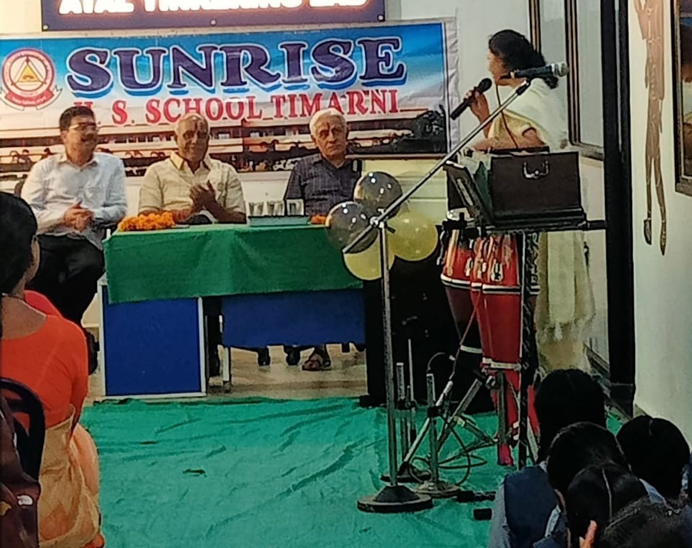 सनराइज स्कूल में मना गुरु पूर्णिमा पर्व  