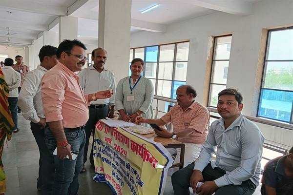 समस्याओं के समाधान के साथ लोगों की सेहत का भी ध्यान रख रही है जन-सुनवाई