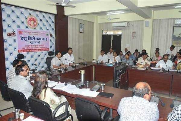 डीईओ, डीपीसी प्राइवेट स्कूलों की जांच कर रिपोर्ट प्रस्तुत करें : कलेक्‍टर