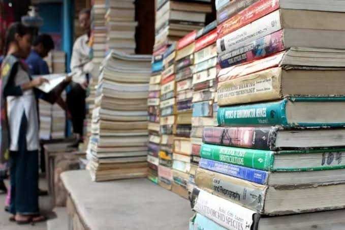 प्राइवेट स्कूलों का गोरखधंधा